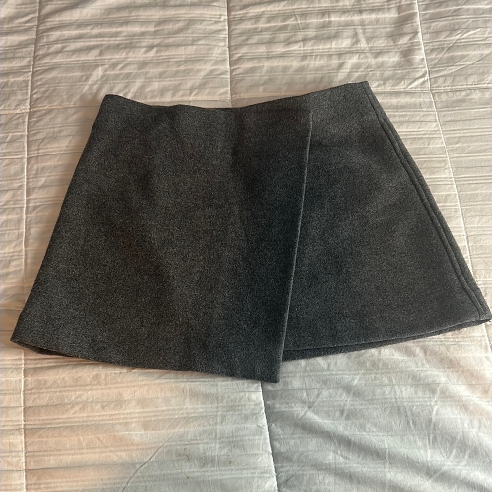 Uniqlo Black A-Line Mini Skirt Wrap Style
